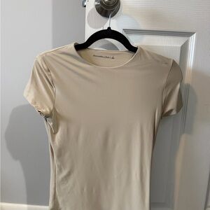 Abercrombie & Fitch Cream Short Sleeve Top